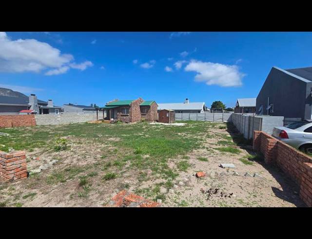 1 BEDROOM HOUSE FOR SALE IN PERLEMOENBAAI